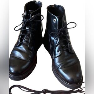 Want Les Essentials Derby Boot, Women’s Size 8 - Rare!